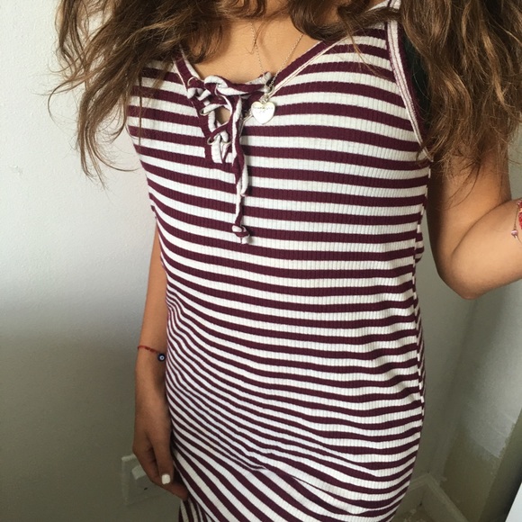 Stripped dresses - Picture 2 of 4